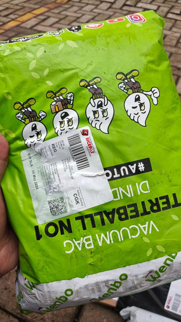 Customer photo 1