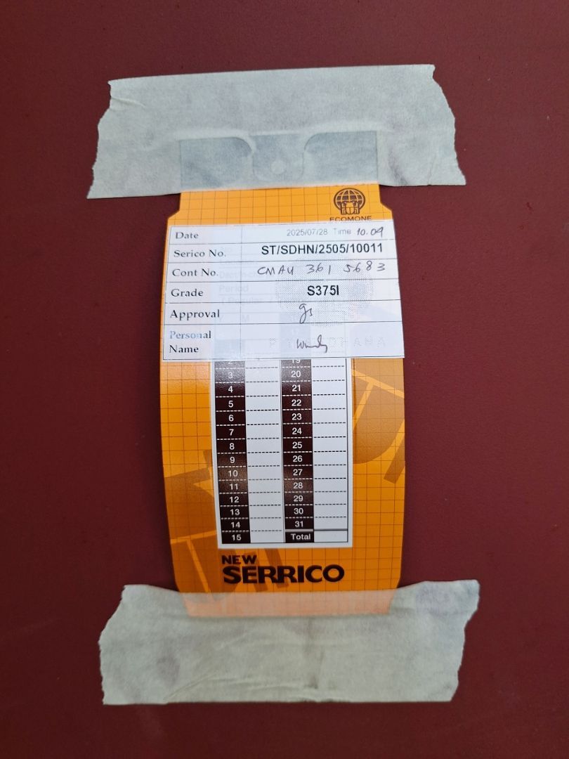 Customer photo 3